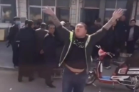 《B站》你太baby了梗含义